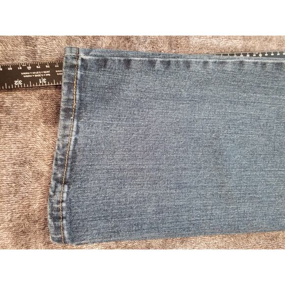 Wrangler Mens Blue Dark Wash 42×30 Relaxed‎ Fit Jeans - Picture 8 of 8